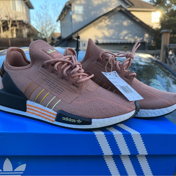 Adidas X Parley NMD R1 V2 - Picture 2 of 10